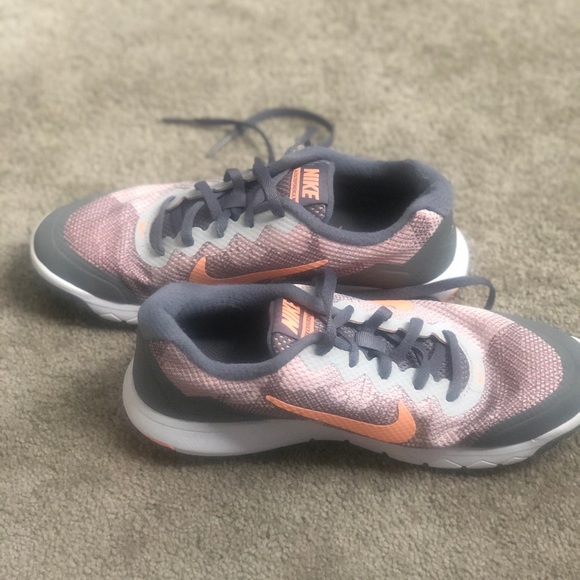 zoom fly flyknit bright crimson
